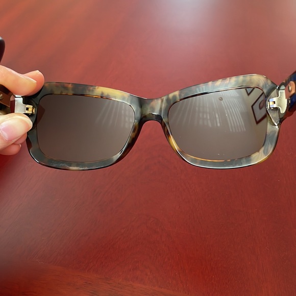 Brand new polo Ralph Lauren polarized sunglasses - Picture 5 of 6